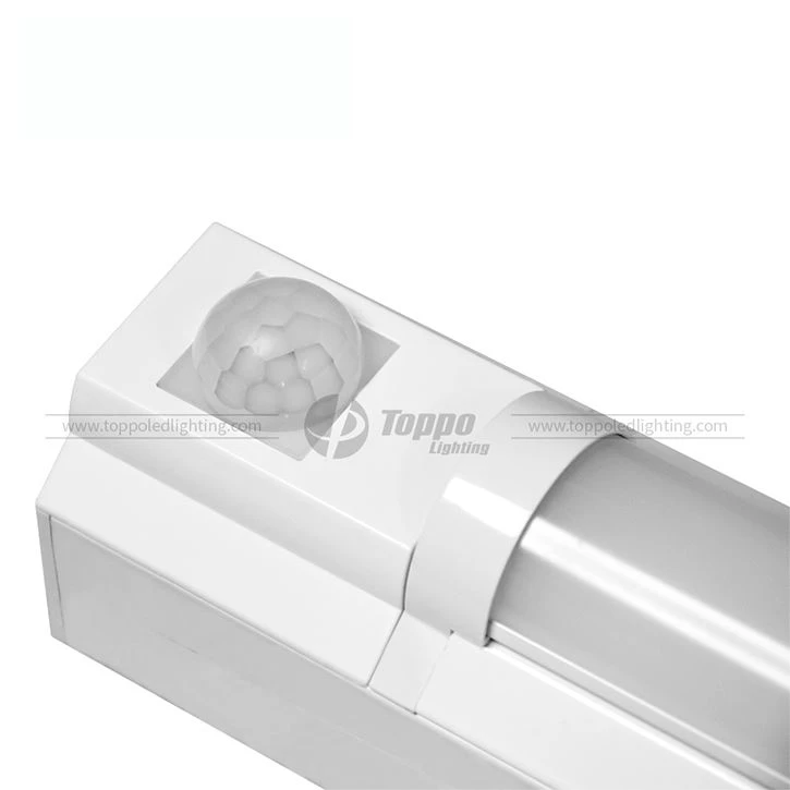 Single Color or Tricolor Series 120lm Aluminum Pc LED Slim Batten